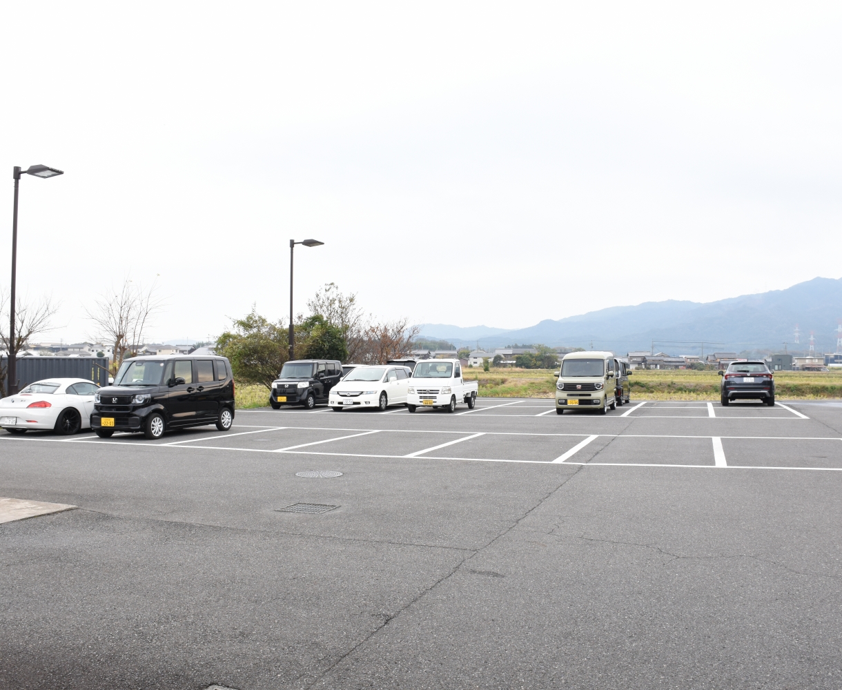 広々駐車場